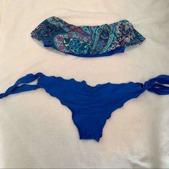 Bianca Coletti Ruffle Bikini - Picture 2 of 3